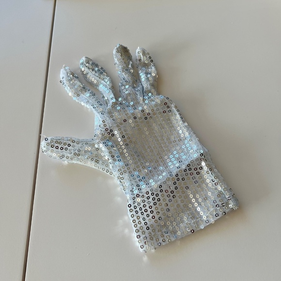 5 SKELETEEN MICHAEL JACKSON RIGHT HAND SEQUINS GLOVE LOT OF 5 NEW WHITE SILVER - Picture 5 of 7